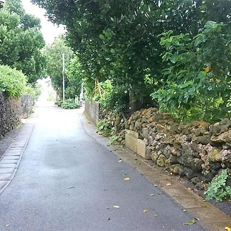 石垣島 一棟貸切りのお宿 ちゅら赤瓦 Ishigaki  Zewnętrze zdjęcie